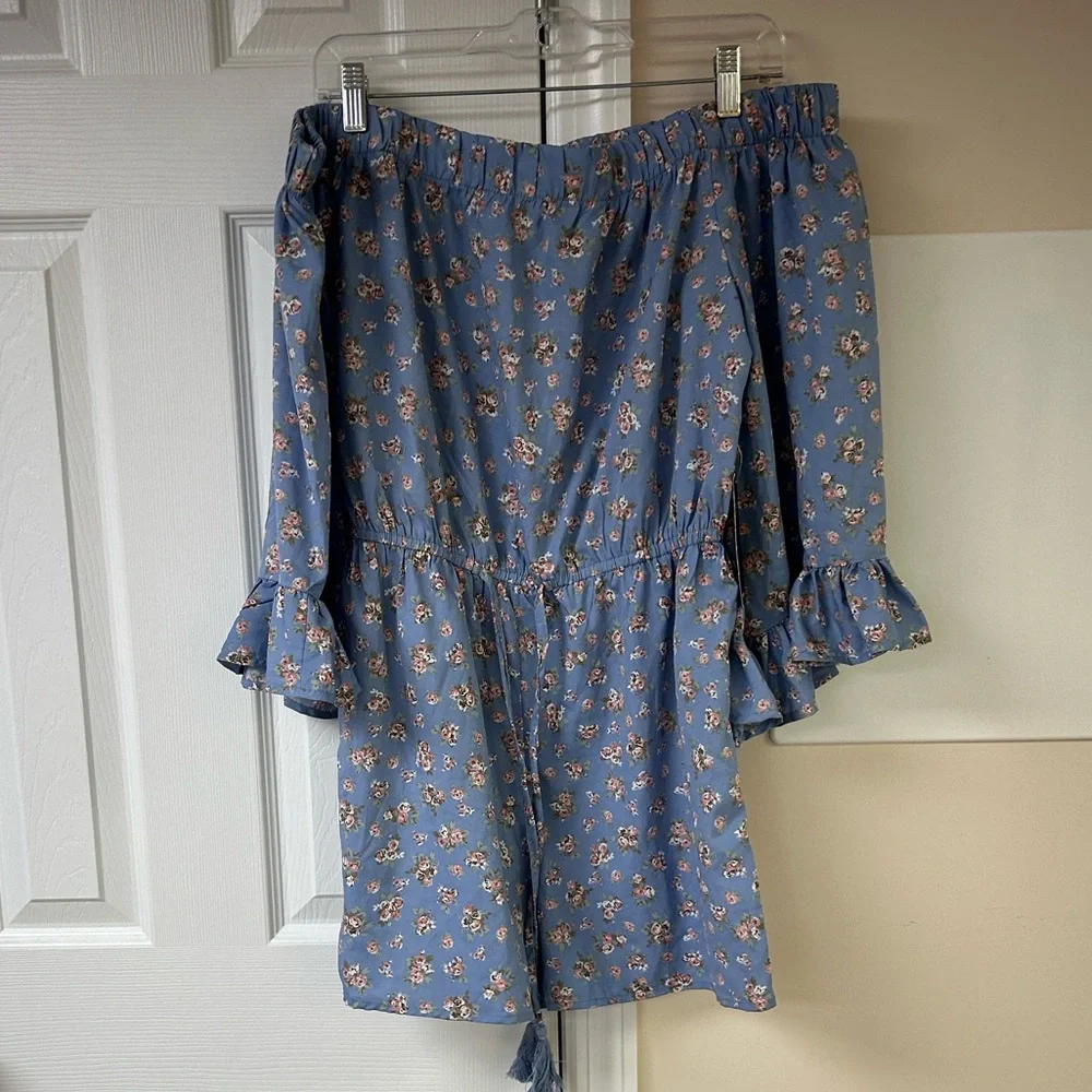 NWT Blush Off the Shoulder Floral Romper